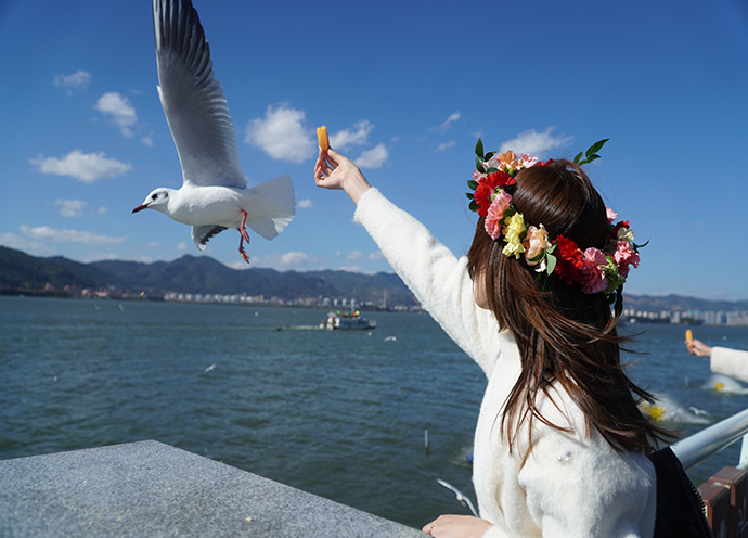 Trung Quốc: Hà khẩu - Thạch Lâm - Côn Minh - Kiệu Tử Sơn - Kiến Thuỷ - Mông Tự